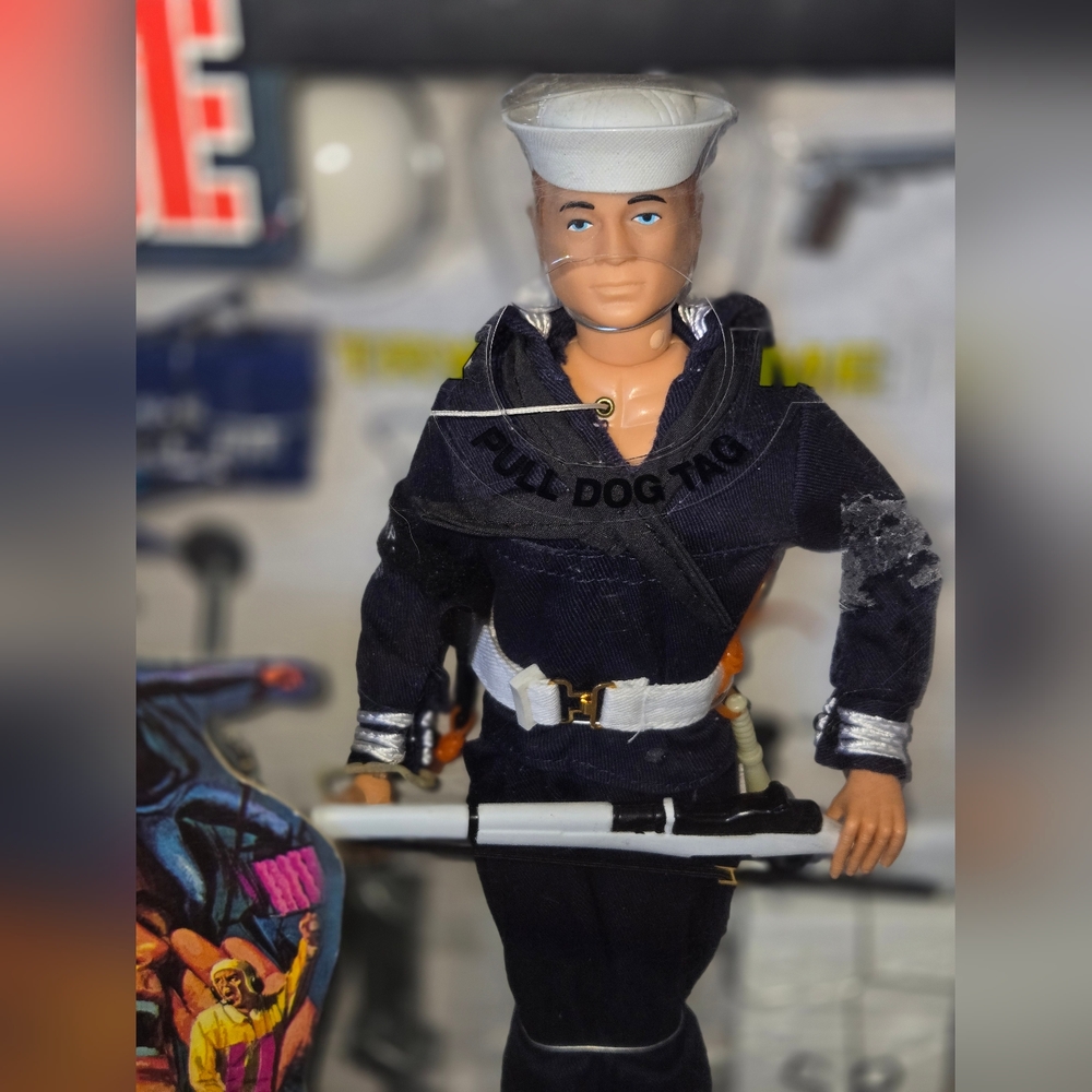 Vintage Hasbro GI Joe Taking Action Sailor U.S Navy New 2002 Sealed - Picture 8 of 10
